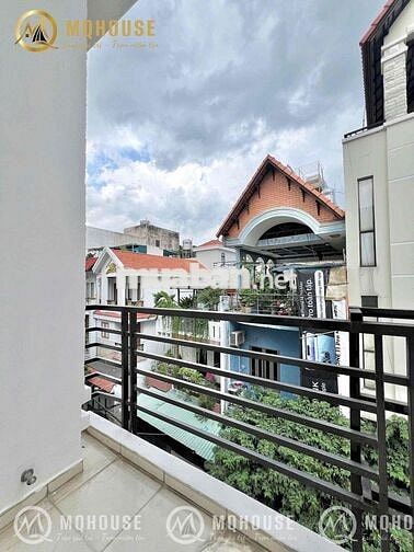 CHDV full nội thất 1pn ban công, cửa sổ mới 100% ngay lăng cha cả