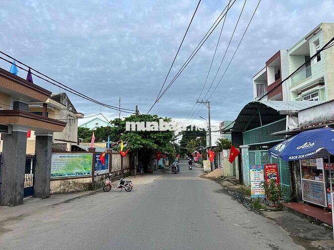 Lô góc 2 mặt tiền Yến Nê Hoà Tiến Đà Nẵng