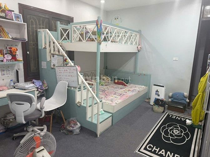 Chính chủ bán nhà mặt phố 146m2- 4 tầng, đang kinh doanh tốt, 1 mặt ti