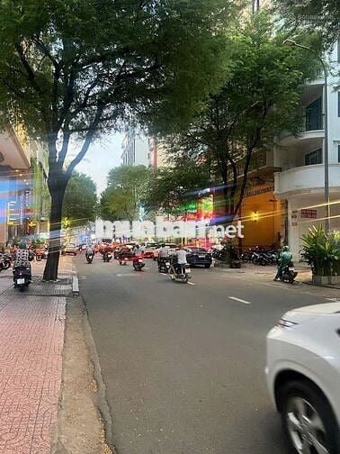 CHO THUÊ NHÀ TRUNG TÂM QUẬN 1 – VỊ TRÍ ĐẮC ĐỊA GẦN CHỢ BẾN THÀNH