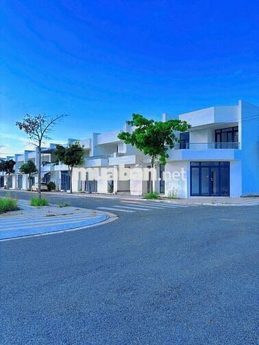 ĐẤT BIỆT THỰ MINI, TRUNG TÂM 2 KCN LỚN, ĐỐI DIỆN KCN 40.000 CÔNG NHÂN