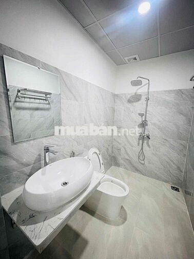 🏢 TÒA NHÀ MỚI XÂY – QUANG TRUNG – CĂN 1PN