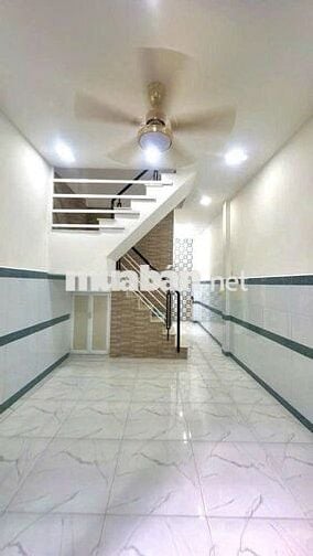 NHÀ ĐẸP 2 TẦNG, HẺM BA GÁC, DT 28M2, CẠNH KHU TÊN LỬA, 2,99 TỶ CÒN TL