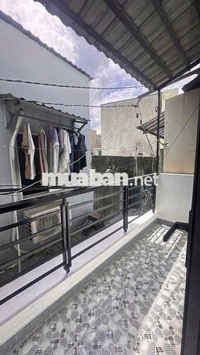 NHÀ ĐẸP 2 TẦNG, HẺM BA GÁC, DT 28M2, CẠNH KHU TÊN LỬA, 2,99 TỶ CÒN TL