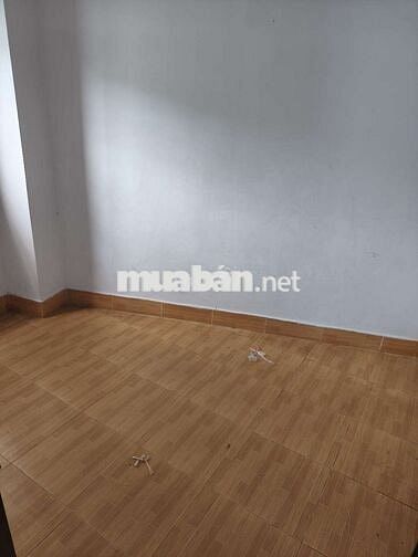 Cho thuê nhà nguyên căn hẻm xe hơi 3 lầu 4 phòng ngủ có sân thượng