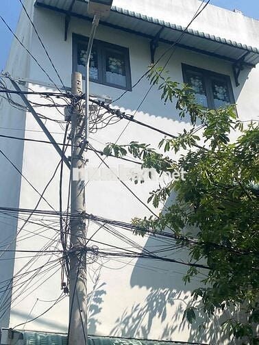 bán nhà bốn tầng đường xe tải nhà nhà xây kiên cố đúc thật