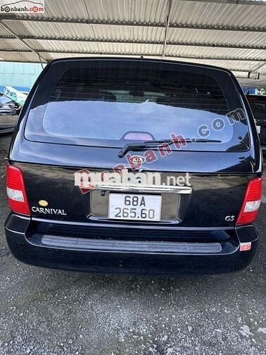 Kia Carnival GS 2.5 AT 2009 Màu đen