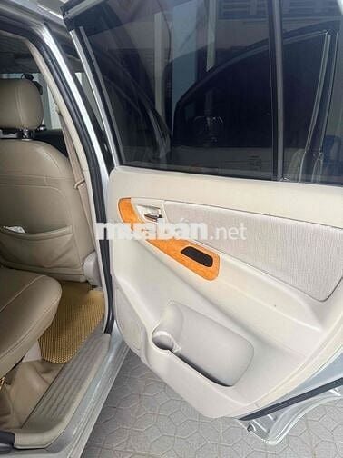 Toyota Innova 2010 G - 195000 km