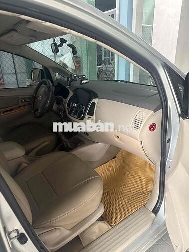 Toyota Innova 2010 G - 195000 km