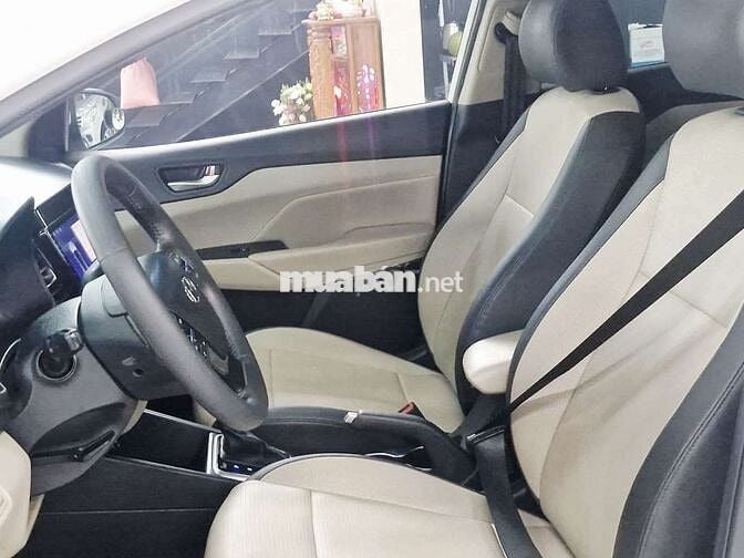 Hyundai Accent 1.4AT ATH bản cao cấp chuẩn GĐ