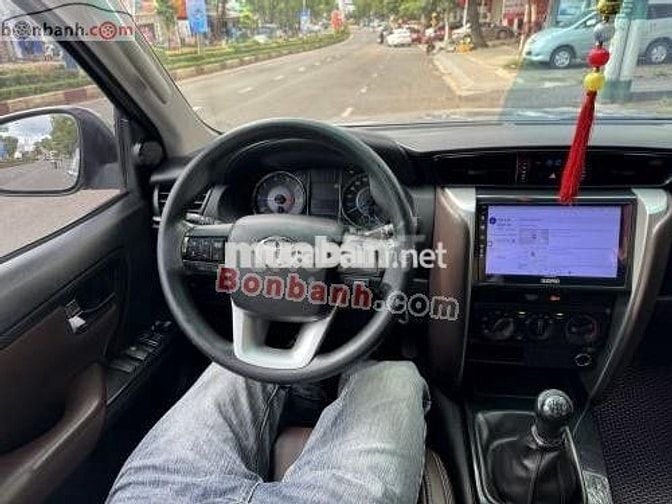 Toyota Fortuner 2.4G 4x2 MT 2018