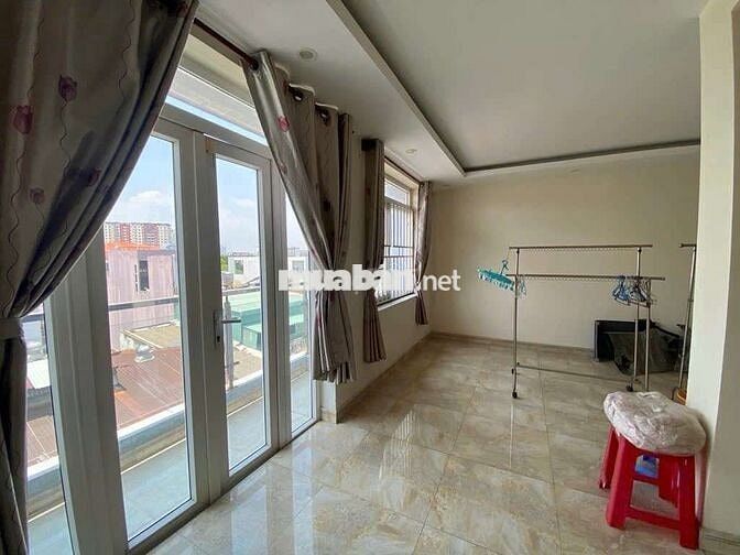 Nhà Đẹp 5 Tầng — Gần Đồng đen, Bàu cát  (5,8m x 9m) Đông