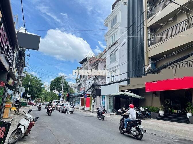418A Cao Thắng, P12, Quận 10 - (10m x 14m) 2 Lầu