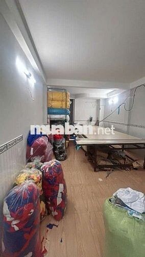 Nhà Đẹp 4 Tầng — Gần Tân Hương, Lê Thúc Hoạch  (4m x 21m) Đông
