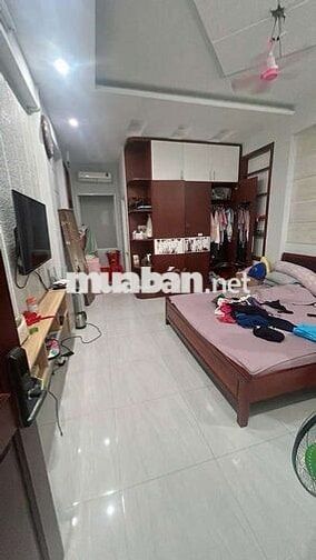 Nhà Đẹp 4 Tầng — Gần Tân Hương, Lê Thúc Hoạch  (4m x 21m) Đông