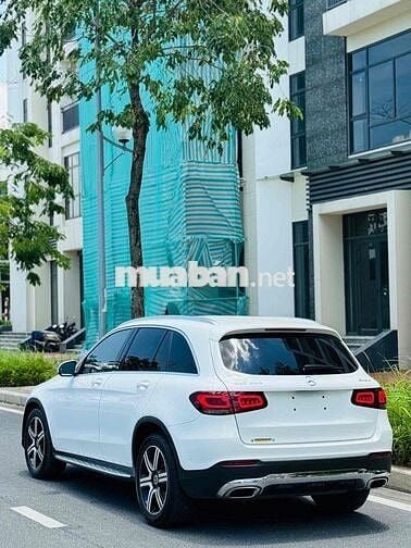Mercedes Benz GLC 2020 200 4MATIC - 60000 km