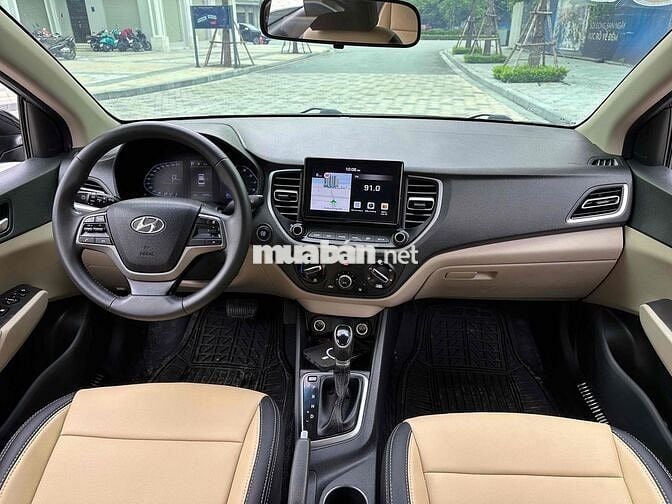 Accent 2021 1.4 AT - 70000 km