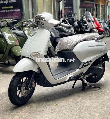 Honda Giorno 125 ABS mới