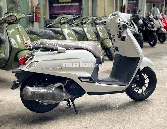 Honda Giorno 125 ABS mới