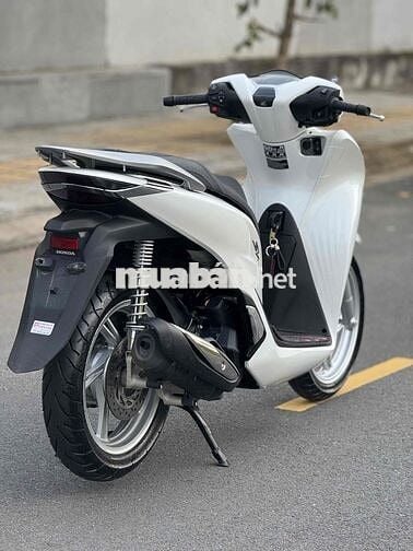 Honda-Sh 125 cbs 2025 bao biển số mới