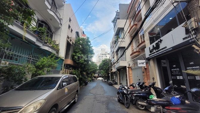 NHÀ KHU VIP K300 - 7M X 11M - 2 LẦU + ST - HẺM 8M THÔNG - GIÁ 23.5 TỶ 