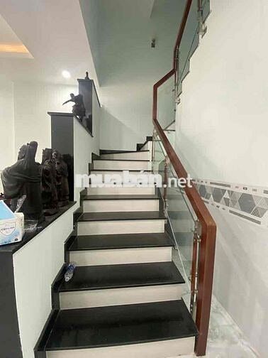 NHÀ ĐẸP 5TẦNG, HẺM 6M THÔNG VƯỜN LÀI, APĐ, Q12, VÌ TRÍ ĐẸP GIÁ TỐT