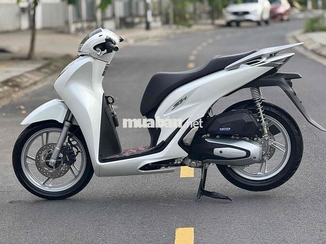 Honda-Sh 125 cbs 2025 bao biển số mới