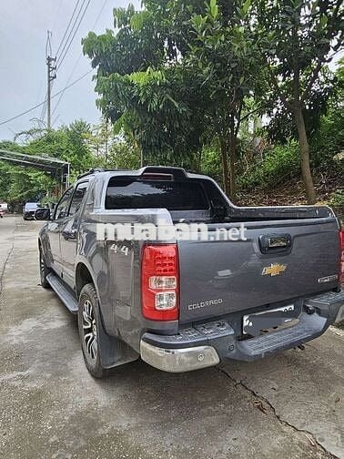 2017 High Country 2.8L 4x4 AT - 200000 km