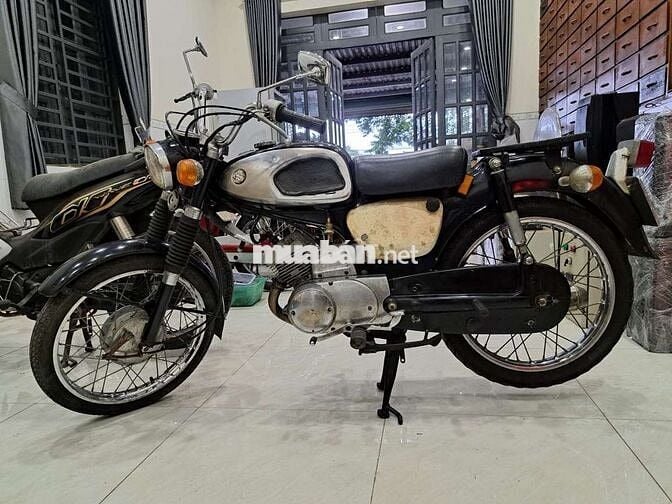 Suzuki kho B100