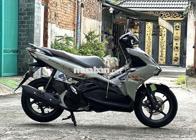 Airblade 150 thắng abs