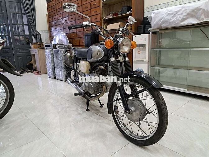 Suzuki kho B100