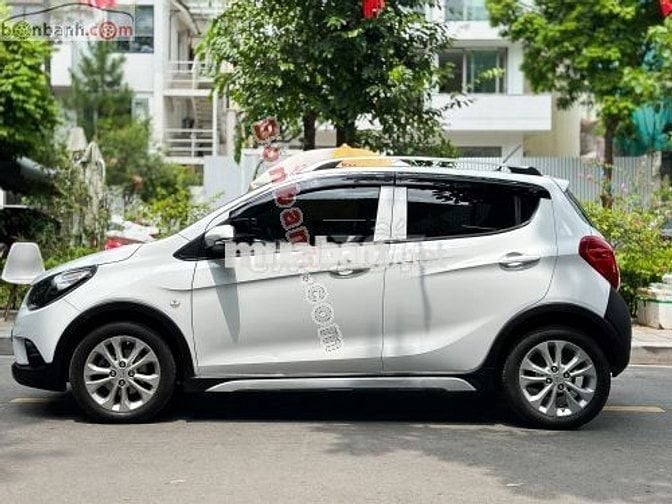 VinFast Fadil 1.4 AT Plus 2021