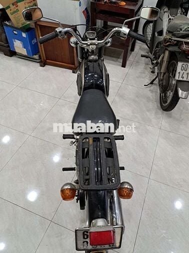 Suzuki kho B100