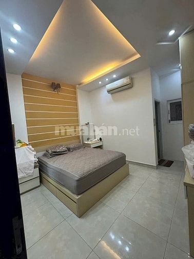 Mặt tiền Dân Chủ, 4m x 16m vuông vức, 5 Tầng, khu vực an ninh, nhà đẹp