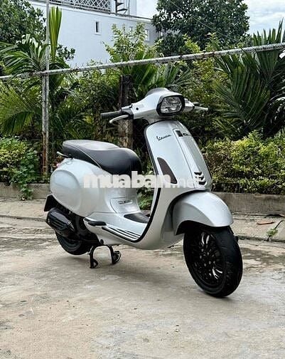 Vespa Sprint 125 đèn Led 2015 Bstp 9 chủ
