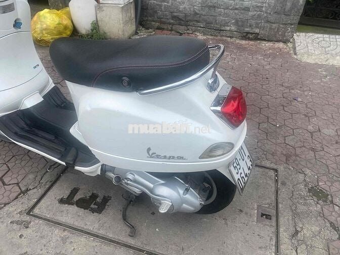 xe vespa trắng đầu zin