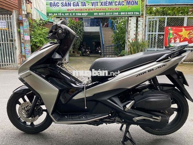 BÁN XE AIRBLADE ĐEN XÁM TITAN NHƯ HÌNH