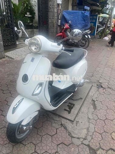 xe vespa trắng đầu zin