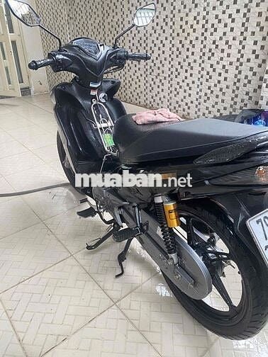 Gia đình cần bán xe zin