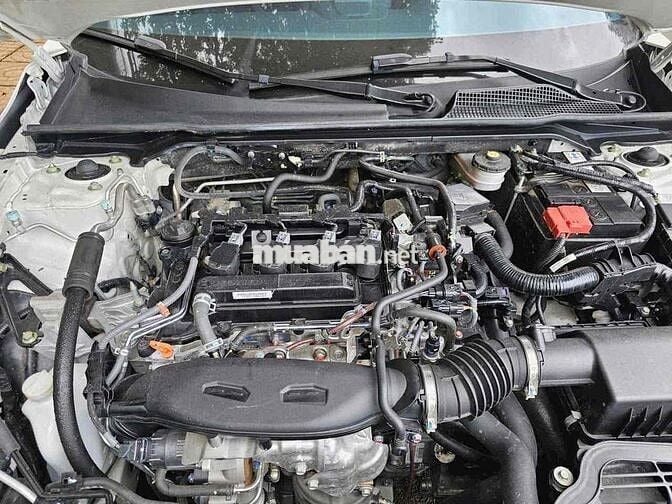 Honda Civic 2023 RS 1.5 AT - 30000 km sơn zin 99%