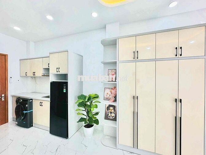 Căn Hộ Studio Ban Công 35m2 - Máy Giặt Riêng - Ẩm Thực Phan Xích Long