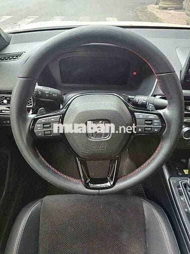 Honda Civic 2023 RS 1.5 AT - 30000 km sơn zin 99%