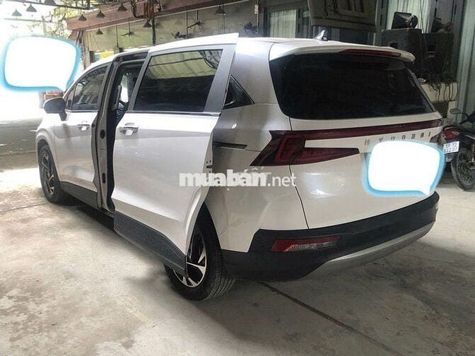 Hyundai Custin 2.0T Cao Cấp – 2024 – Odo 19.000 km