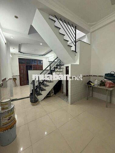 nhà 4x12m 4 lầu có 4 phòng ngủ 3wc sân thượng, đường số 10. bhh