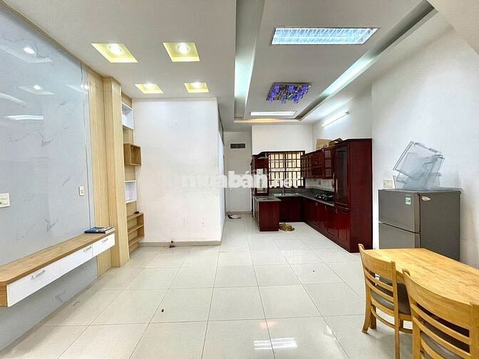 Nhà trệt lầu 2PN đường Phan Huy Chú chỉ 9 triệu