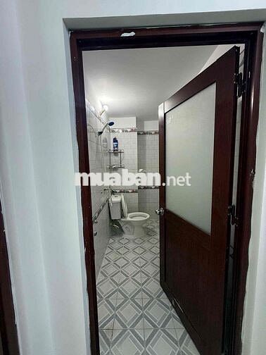 nhà 4x12m 4 lầu có 4 phòng ngủ 3wc sân thượng, đường số 10. bhh