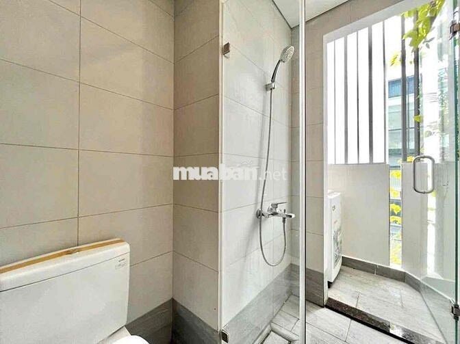 Cho thuê căn hộ Studio 1PN ban công ngay sân bay Tân Sơn Nhất