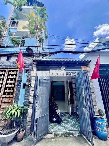 Nhà quận 12 giáp gò vấp 45m2 2 tầng hẻm 5m nhà mới ở ngay chỉ hơn 3 ty