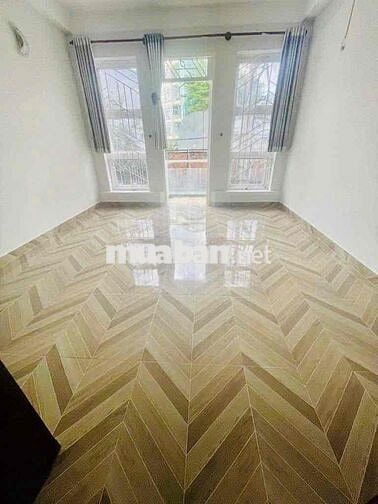 Nhà cho thuê 4pn - 1 trệt 3 lầu - Nguyễn Bặc - Tân Bình