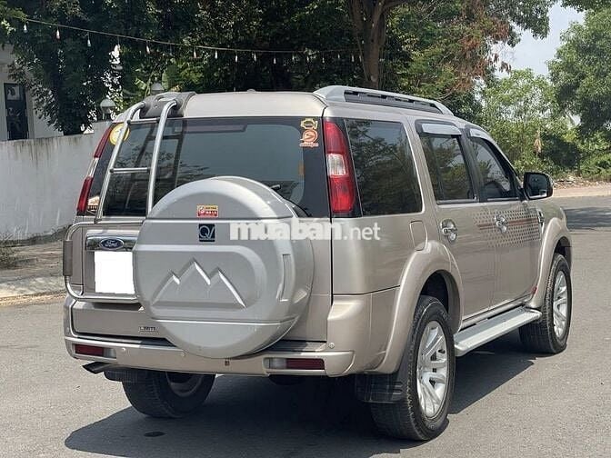 Ford Everest 2014 2.5L 4x2 AT - 83000 km